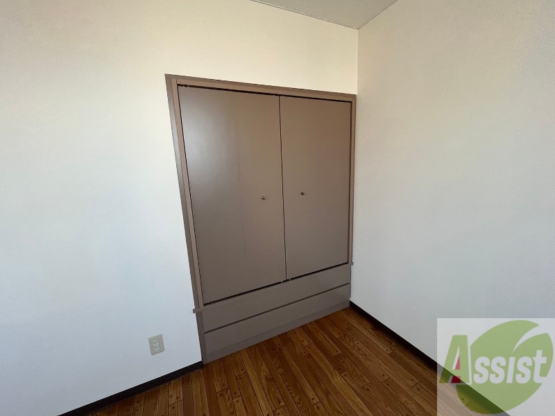 収納　寝室の収納です。部屋がすっきり片付きます。