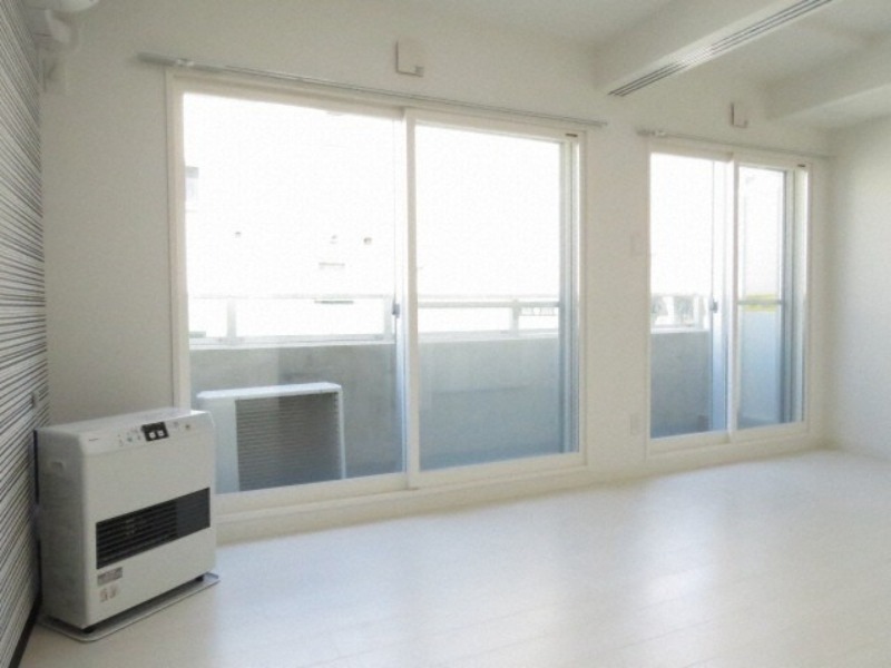 居室・リビング　退去予定につき別号室の画像です。