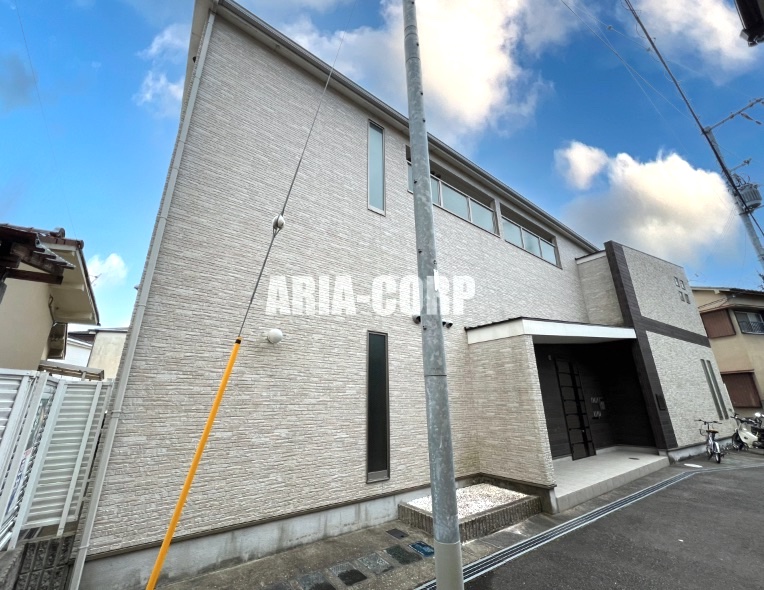 建物外観　2012年完成、大手ハウスメーカー施工デザイナーズアパート！