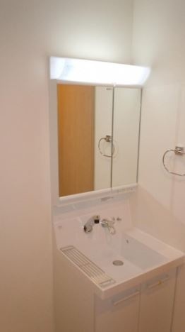 洗面設備　別部屋参考写真