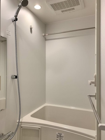 バス・シャワールーム　バス