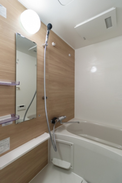 バス・シャワールーム　※写真は同タイプ住戸です。