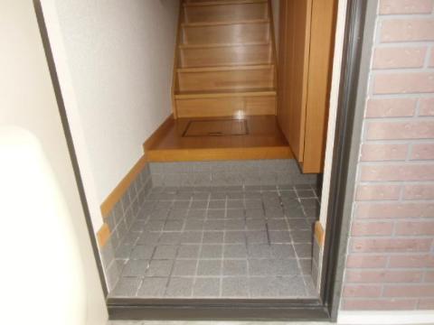 玄関　玄関（イメージ）