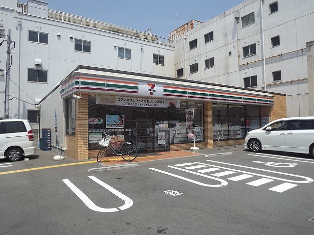 コンビニ　セブンイレブン大阪田川3丁目店（コンビニ）まで115m