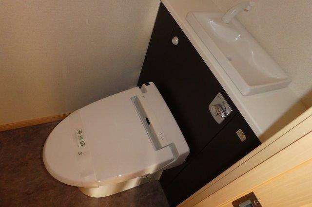 トイレ　ウォシュレット