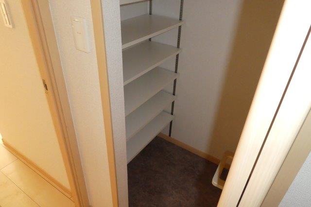 玄関　シューズクローゼット