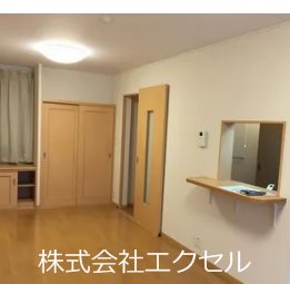 居室・リビング　家具家電付きです。