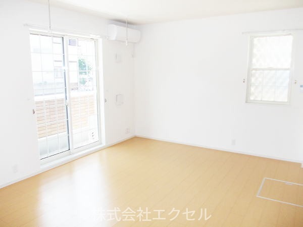 居室・リビング　明るい室内です。