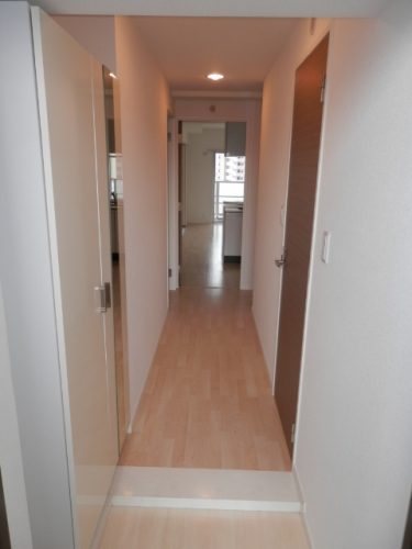 収納　同物件他のお部屋の写真になります。現況優先