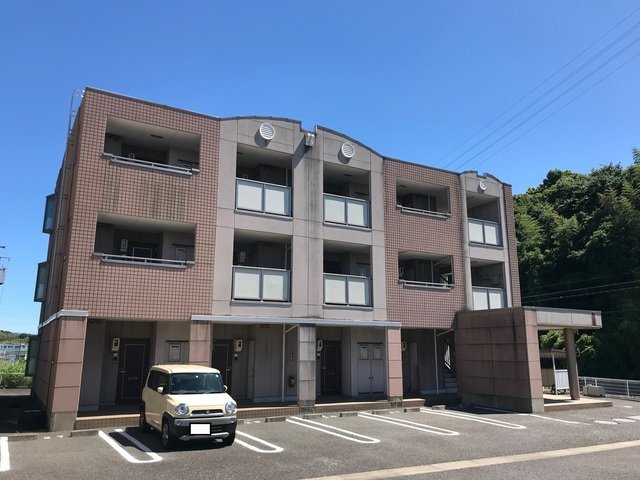 建物外観　落ち着いた雰囲気の外観です