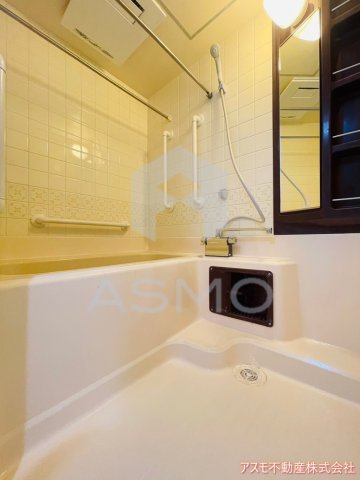 バス・シャワールーム　同マンション別部屋　参考写真