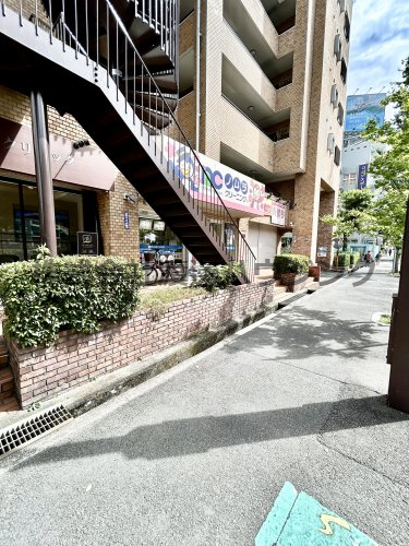 その他　ノムラクリーニング緑地公園店（その他）まで679m