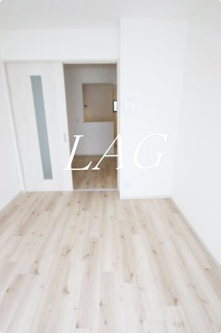 居室・リビング　洋室のお部屋です。