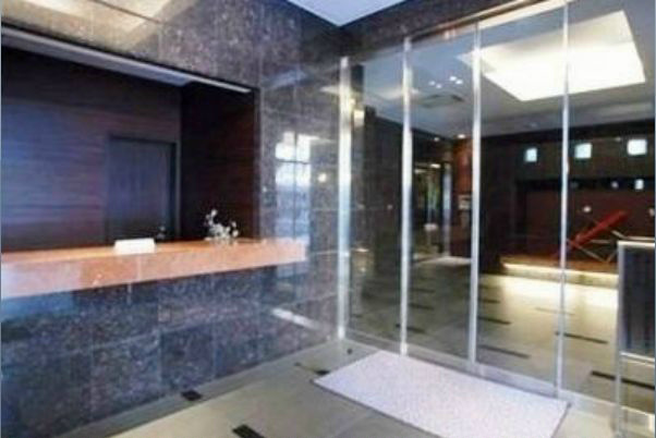 エントランス　★《見学予約受け付け中》設備充実のハイグレード賃貸マンショ