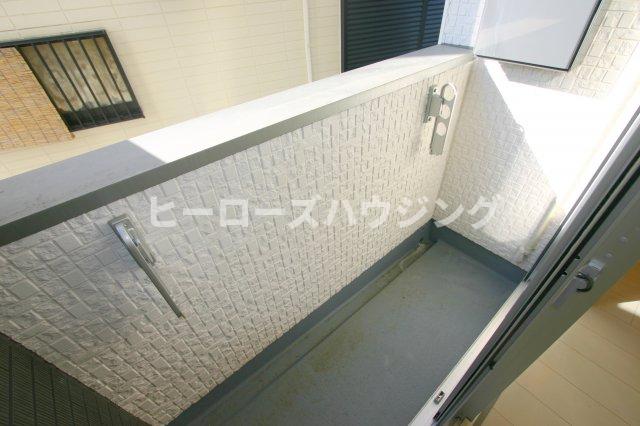 バルコニー　※同タイプの写真となり、実際のお部屋とは異なる場合があります