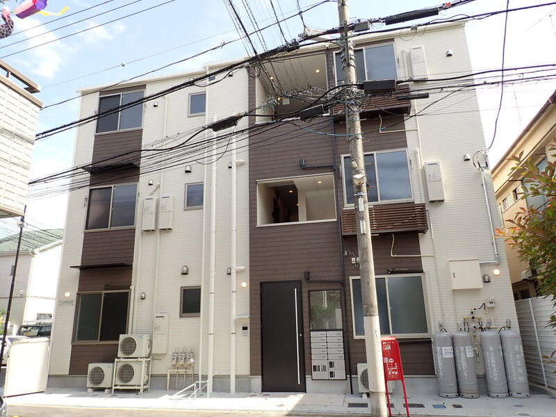 建物外観　清潔感ある外観