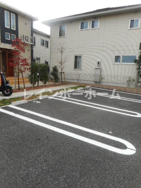 駐車場　駐車場完備です