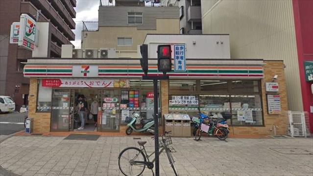 コンビニ　セブンイレブン（コンビニ）まで287m