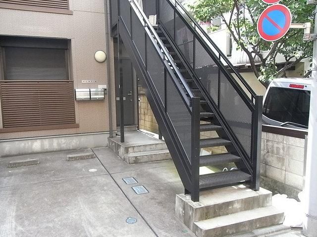 エントランス　建物入り口