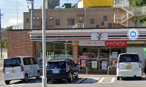 コンビニ　セブンイレブン 富田林梅の里店（コンビニ）まで319m