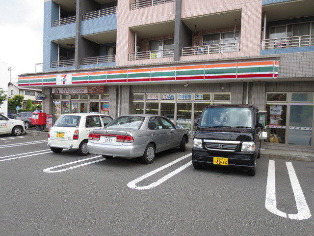 コンビニ　セブンイレブンみなみ台店（コンビニ）まで220m