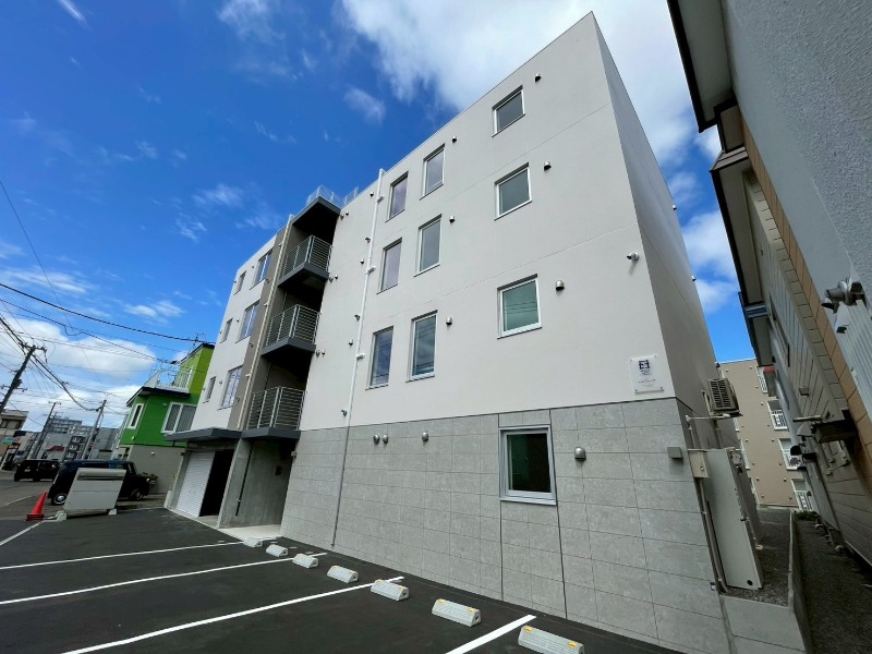 建物外観　札幌市「ＢＬＡＮＣＩＲＩＳＨＩＲＡＧＩＳＨＩ」