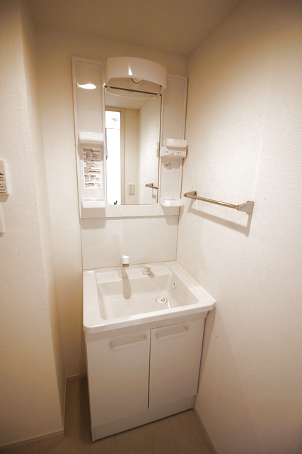 洗面設備　※写真は他号室です