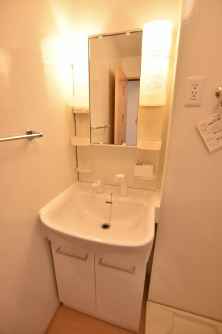 洗面設備　別号室の画像です。ご参考下さい