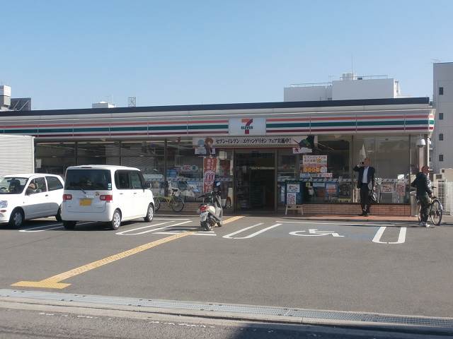 コンビニ　セブンイレブン和歌山美園町４丁目店様（コンビニ）まで393m