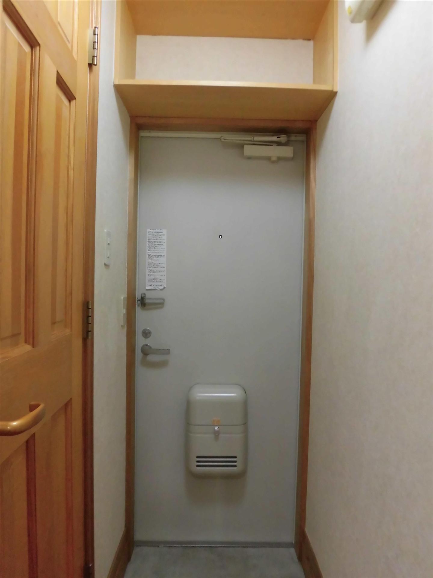 玄関　玄関