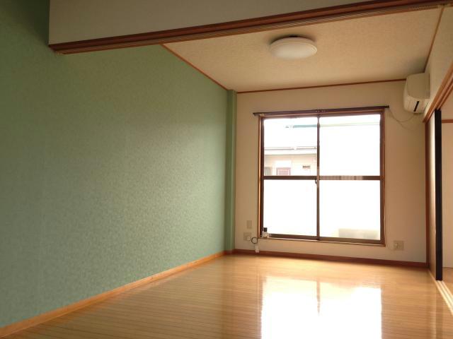 居室・リビング　別部屋