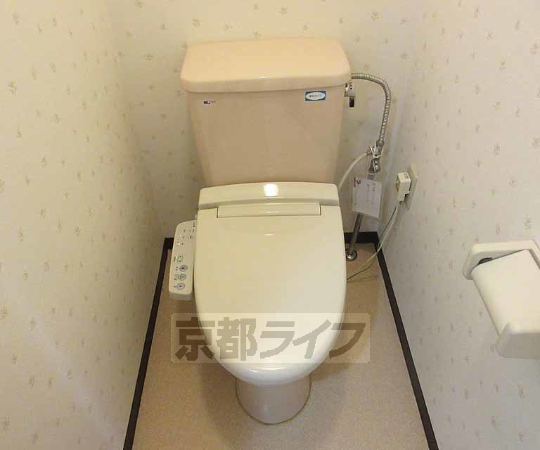 トイレ　ウォシュレット付き！