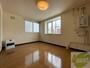 居室・リビング　明るいお部屋は気持ちよく過ごせそうですね。