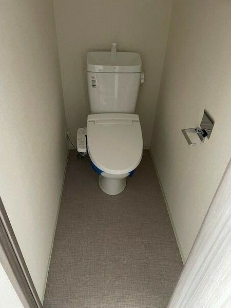 トイレ　※同物件別部屋写真を使用している場合がございます。