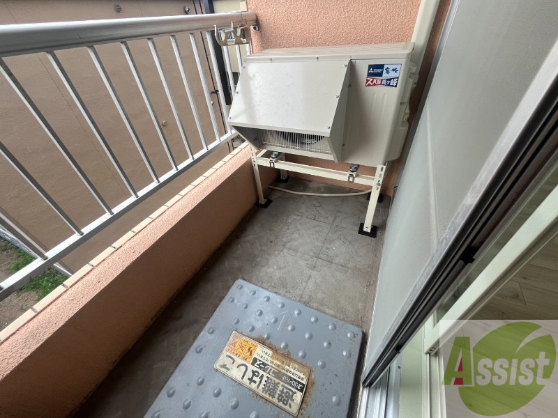 バルコニー　バルコニーが付いていますので一息ついてみてはいかがですか。