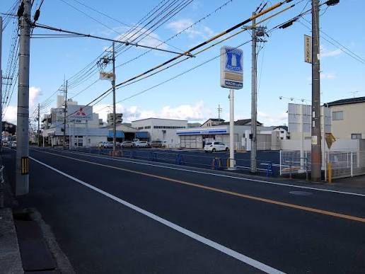コンビニ　ローソン豊岡九日市店（コンビニ）まで958m