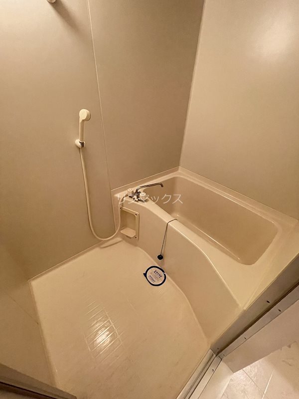 バス・シャワールーム　別部屋参考写真
