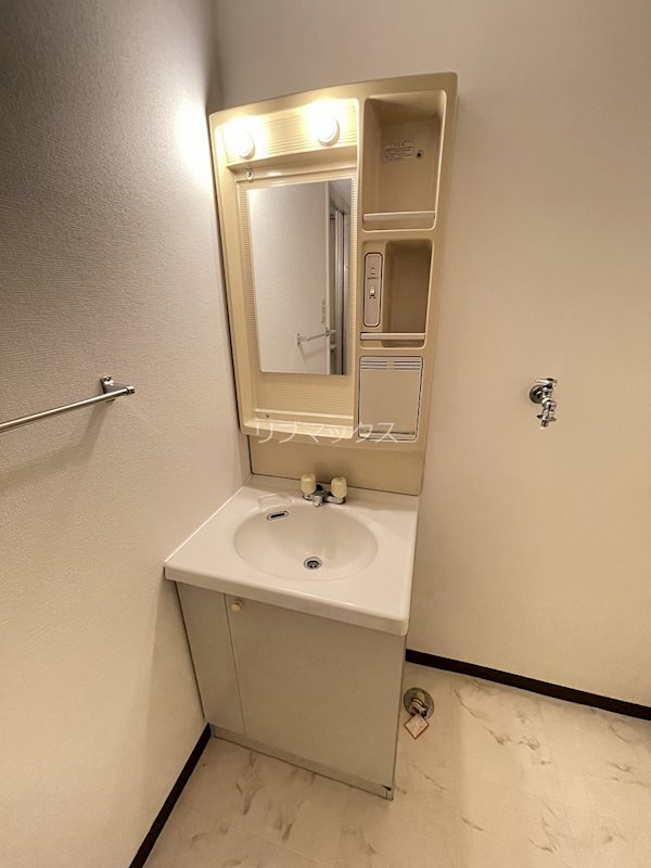 洗面設備　別部屋参考写真