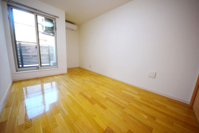 居室・リビング　★★広く使えるお部屋です★★