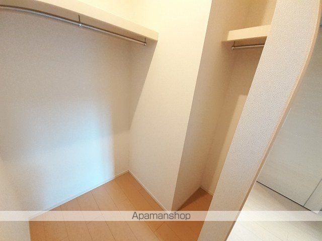 ＪＲ常磐線 神立駅 徒歩13分 3階建 築10年の内装写真