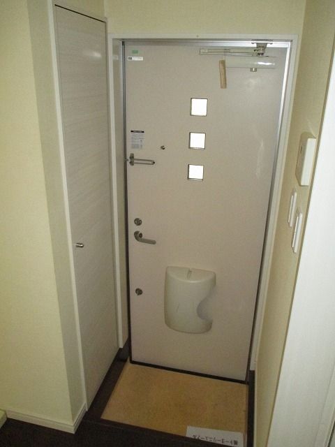玄関　玄関