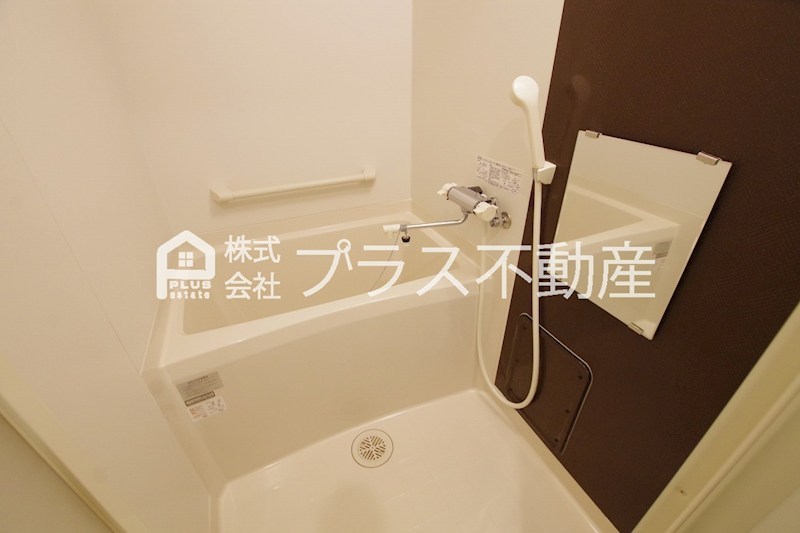 バス・シャワールーム　設備仕様は号室により異なる為、現況を優先致します。