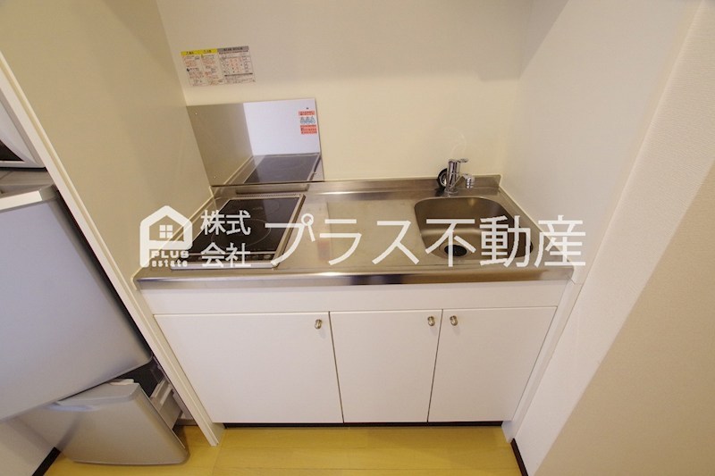 キッチン　設備仕様は号室により異なる為、現況を優先致します。