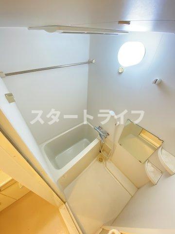 地下鉄御堂筋線 東三国駅 徒歩5分 10階建 築21年の風呂写真