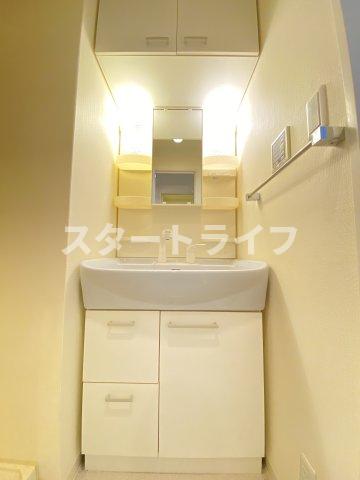 地下鉄御堂筋線 東三国駅 徒歩5分 10階建 築21年の内装写真