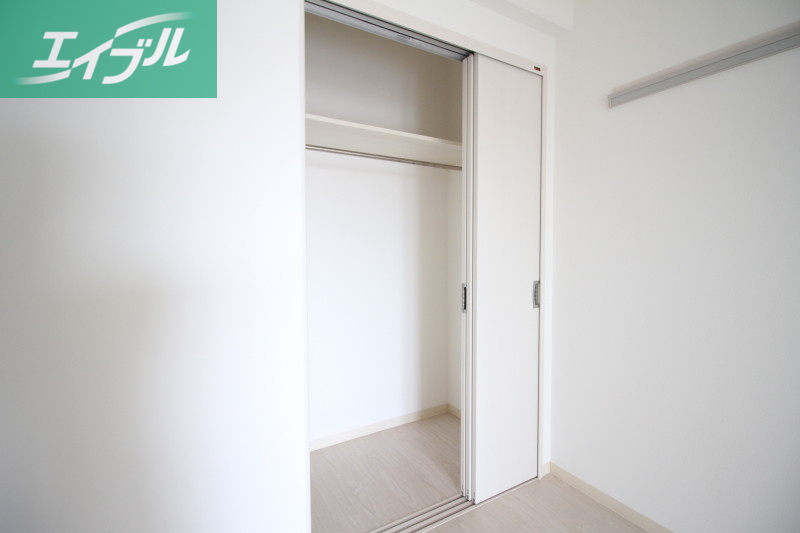 収納　同物件別部屋の写真です