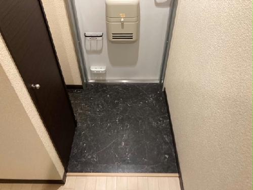 レオネクストシャトー小島町の玄関写真