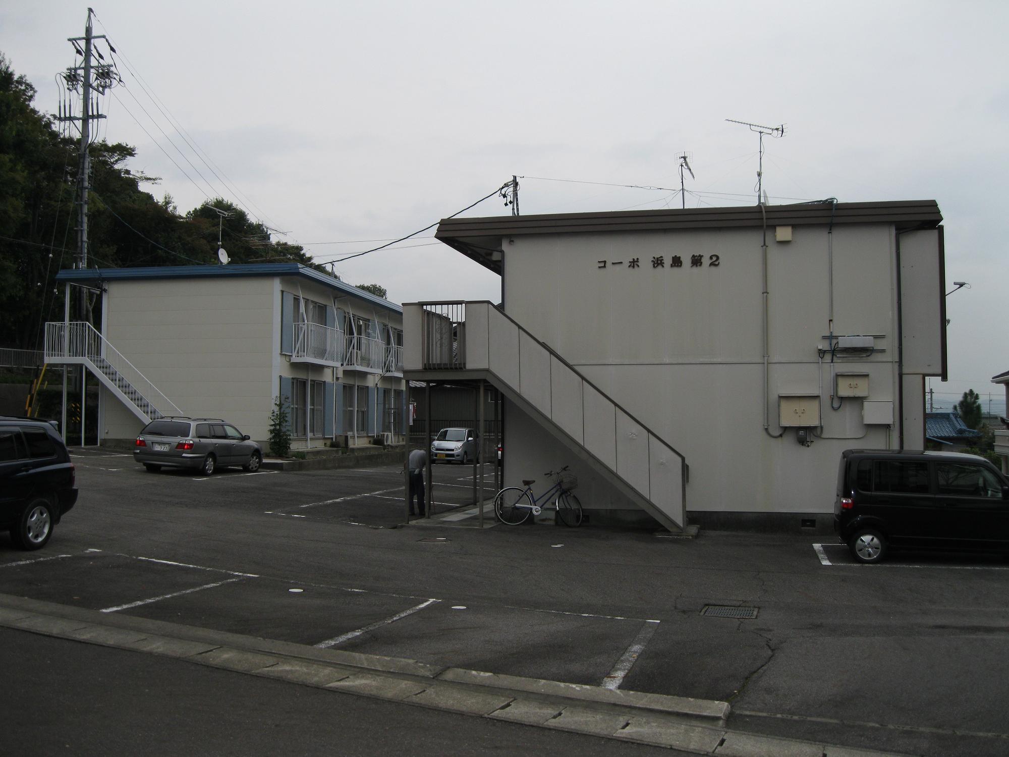 豊田市小坂本町のアパートの建物外観