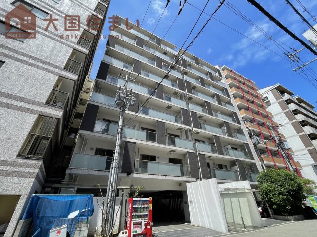 大阪市浪速区戎本町のマンションの建物外観