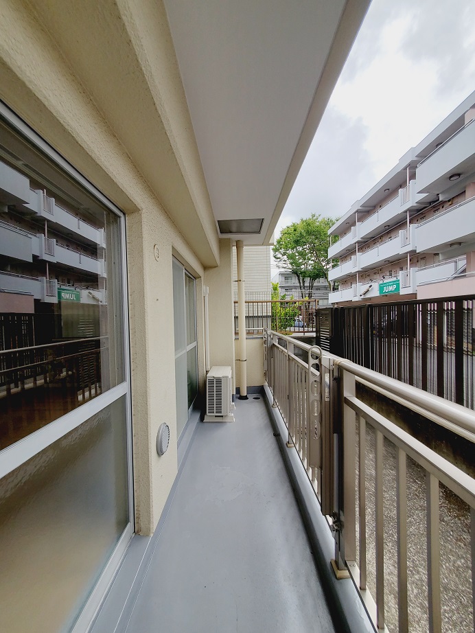 バルコニー　南面バルコニー